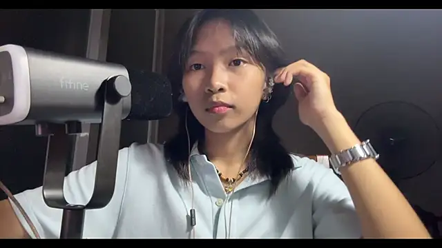 JeseniaSchuelke online show from 03-12-26, 12:00