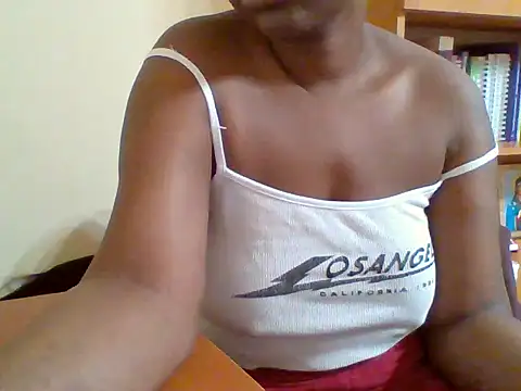 melaninebony2 online show from 04-01-26, 06:14