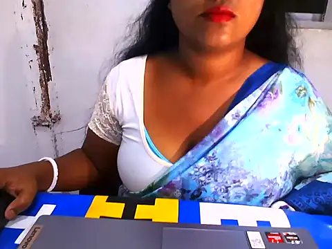 Snapshot of IamRiva chatting on 03-13-26, 01:51 IamRiva online show from 03-13-26, 01:51