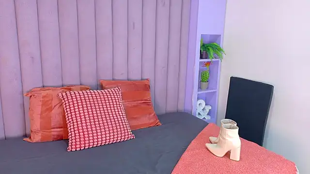 Meganlove   online show from 06-15-26, 01:30