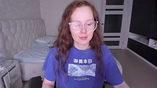 Snapshot of NikiCozy chatting on 03-26-26, 11:38 NikiCozy online show from 03-26-26, 11:38