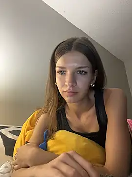 Angelmae2947 online show from 04-17-26, 01:41