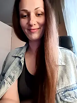 LunaCrystall online show from 04-04-26, 04:15