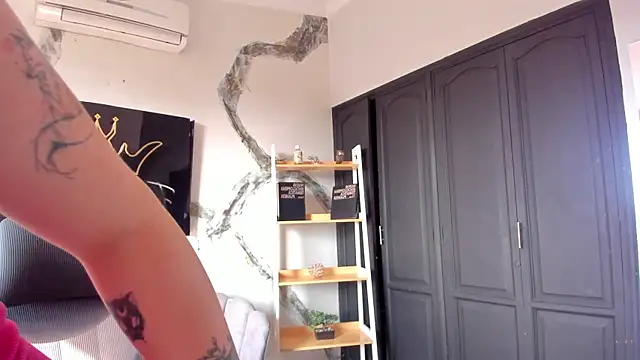 AphroditeSweett online show from 03-21-26, 08:56