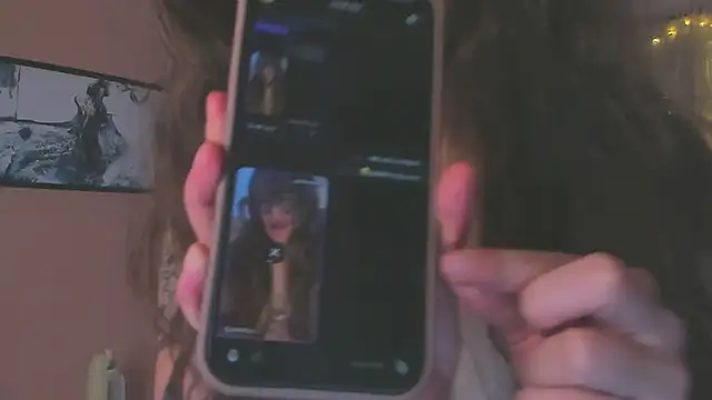 Snapshot of Tallulah_Kinky chatting on 04-16-26, 09:39 Tallulah Kinky online show from 04-16-26, 09:39