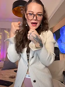 Snapshot of Tallulah_Kinky chatting on 04-17-26, 08:45 Tallulah Kinky online show from 04-17-26, 08:45