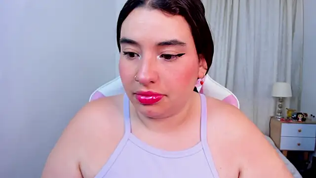 Snapshot of leidydrip_ chatting on 05-18-26, 04:29 leidydrip online show from 05-18-26, 04:29