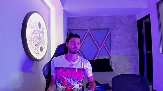 Wolf Kitty online show from 04-01-26, 11:44