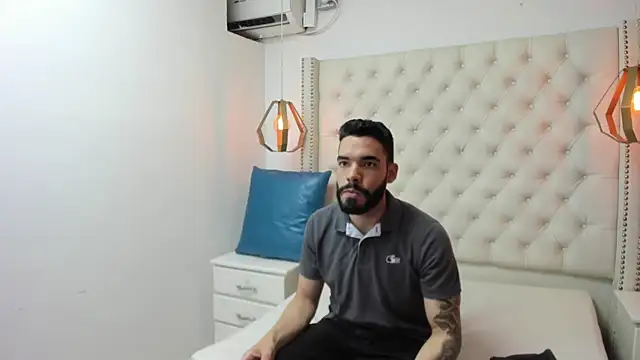 JEAN LEWIS2 online show from 04-14-26, 07:20