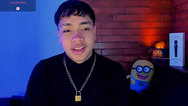 Lee Colee online show from 04-18-26, 12:42