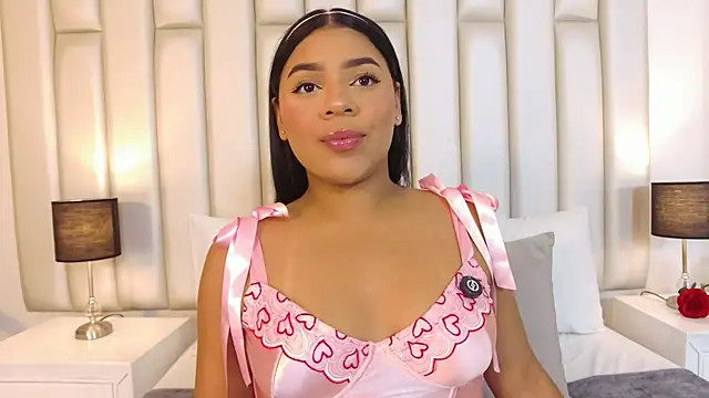 lilly williamss online show from 04-15-26, 03:46