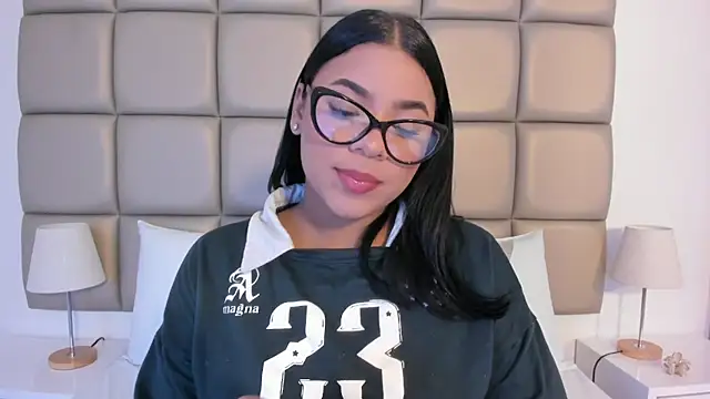 lilly williamss online show from 05-14-26, 03:02