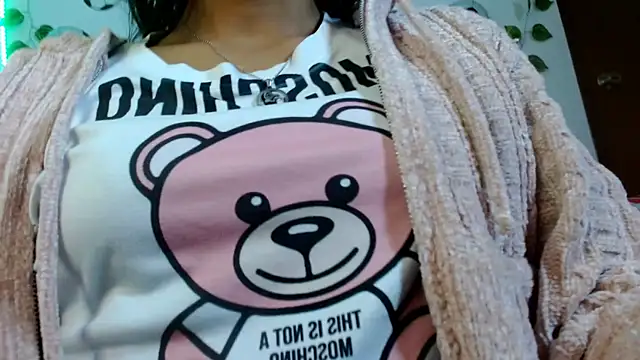 PaulaCutexs online show from 07-04-26, 04:07