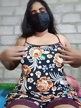 Snapshot of SLNISHU chatting on 06-04-26, 03:01 SLNISHU online show from 06-04-26, 03:01