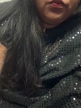 Hot Girl Aishwariya online show from 03-19-26, 08:07