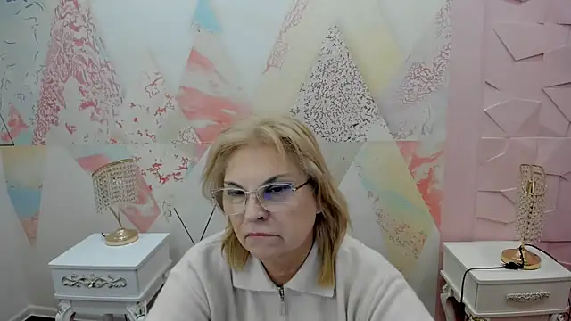 Yasy mina online show from 03-18-26, 11:24