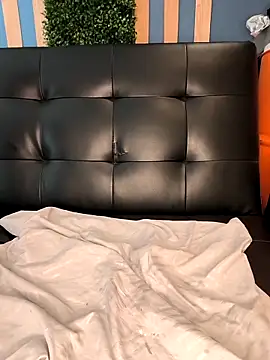 EvaliXiouss online show from 03-23-26, 07:18