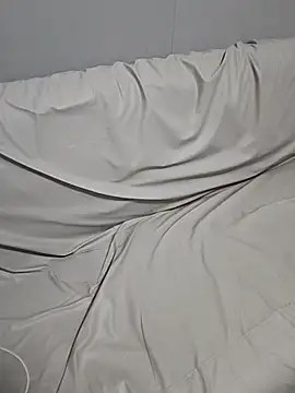 zxc81830 online show from 04-10-26, 01:27