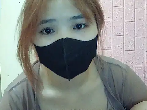 VyVy18 online show from 03-28-26, 01:22