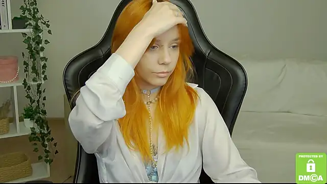 Rachel lips online show from 06-13-26, 08:01