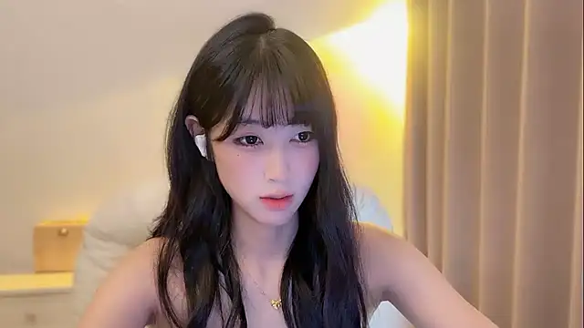 xiaooyee online show from 03-25-26, 03:07