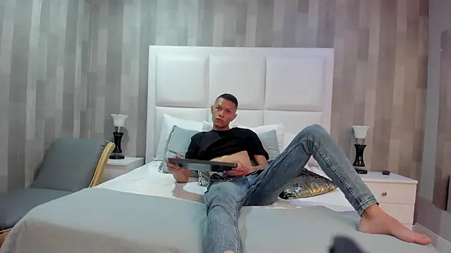 Snapshot of TadeoFostter chatting on 03-14-26, 12:10 TadeoFostter online show from 03-14-26, 12:10