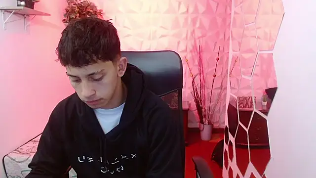 Kei 23 online show from 03-26-26, 11:27