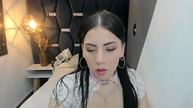 Abril Fox   online show from 05-21-26, 08:05