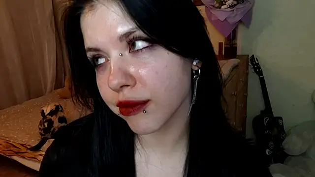 MiaTemptress online show from 04-19-26, 06:10