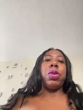 KendalCherN online show from 04-10-26, 11:37