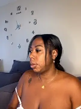 KendalCherN online show from 04-16-26, 01:01