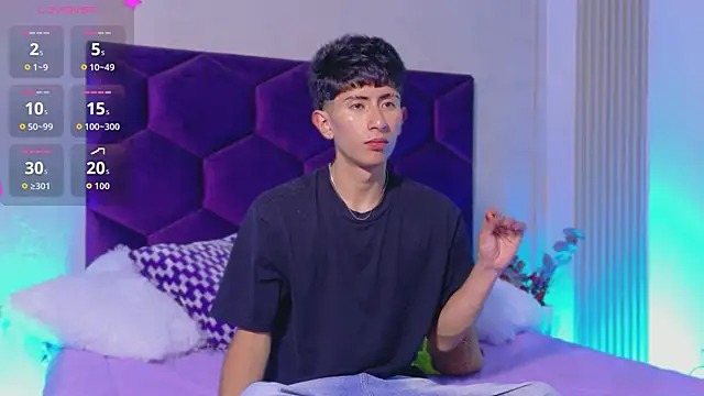 Snapshot of AndyJustgame_ chatting on 05-25-26, 06:30 AndyJustgame online show from 05-25-26, 06:30