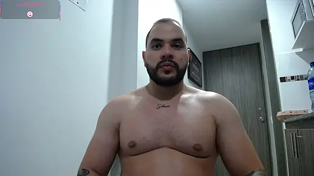 Snapshot of Axel_Dominus chatting on 07-08-26, 06:40 Axel Dominus online show from 07-08-26, 06:40