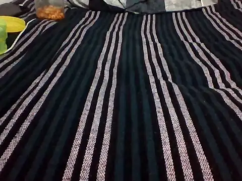 desilund0230 online show from 04-16-26, 06:52