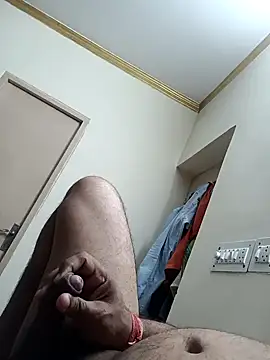 HotBoy9305 online show from 03-15-26, 01:28