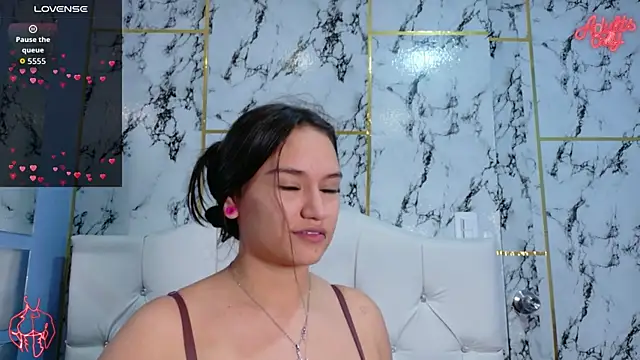 Sophia xoxo1 online show from 04-11-26, 03:33