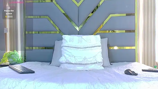 Oliver bigblack cock online show from 03-13-26, 06:03