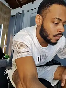 Oliver bigblack cock online show from 04-13-26, 06:02