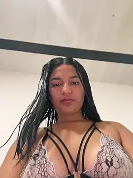 Snapshot of AbbyRousee chatting on 03-15-26, 03:51 AbbyRousee online show from 03-15-26, 03:51