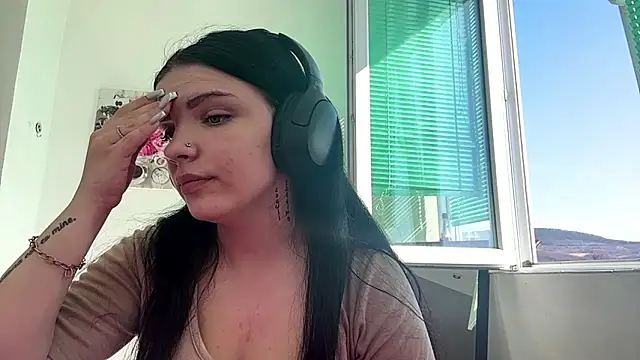 Snapshot of Kateqte chatting on 03-15-26, 11:05 Kateqte online show from 03-15-26, 11:05