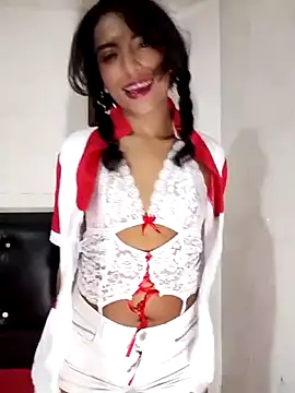 KattyBerryX online show from 04-11-26, 06:12