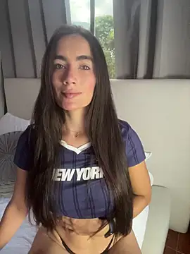 Evacrox online show from 04-14-26, 02:01