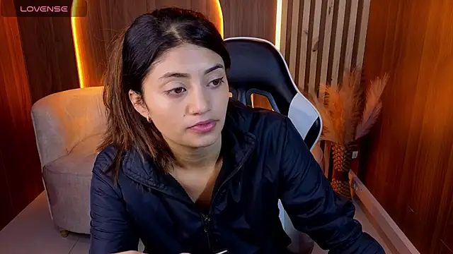 Lia queen tx online show from 06-05-26, 03:13