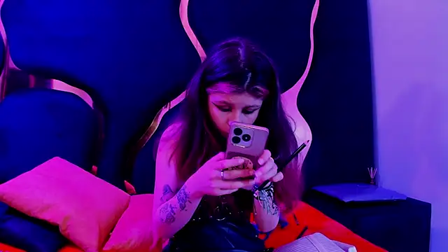 KikyoAndDrey online show from 04-02-26, 04:04