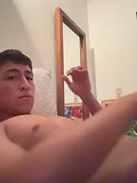 Snapshot of Elcolombianoo chatting on 05-21-26, 12:06 Elcolombianoo online show from 05-21-26, 12:06