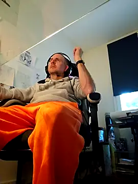 dufatcock online show from 04-23-26, 06:25