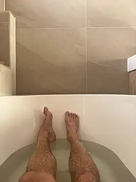 Ferryhot85 online show from 03-12-26, 08:31