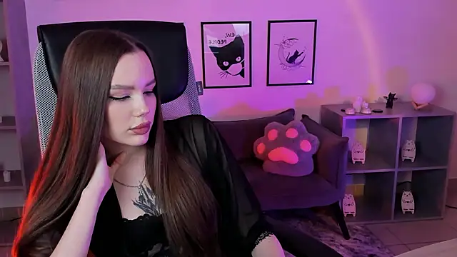 Bella  Hunters online show from 03-12-26, 02:23