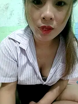 candy flo online show from 03-18-26, 05:49