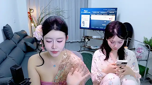 Summerbaby-001 online show from 03-12-26, 12:55